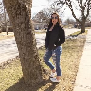 Meet your Posher, Kendra